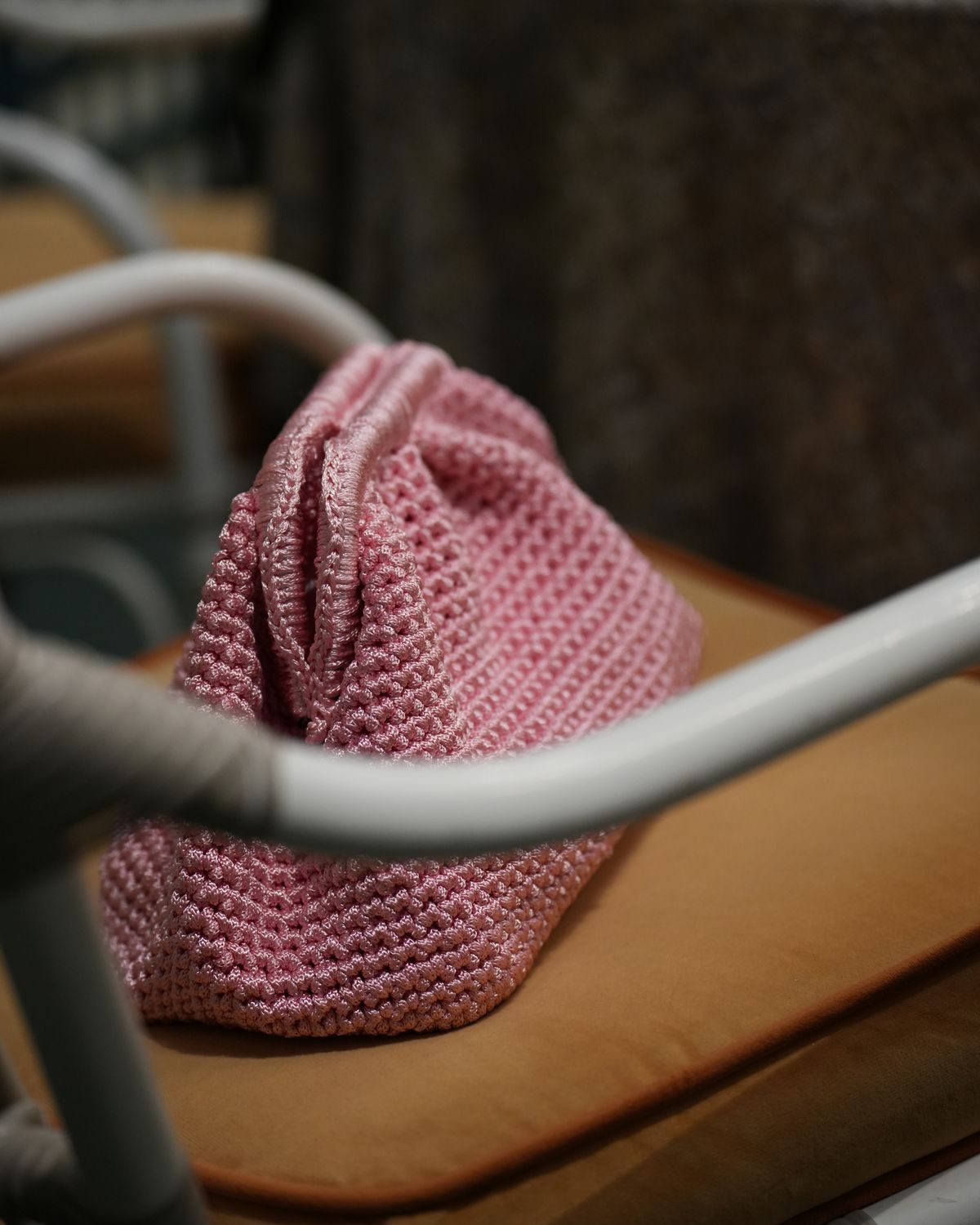 Slouch, Rose, Rose